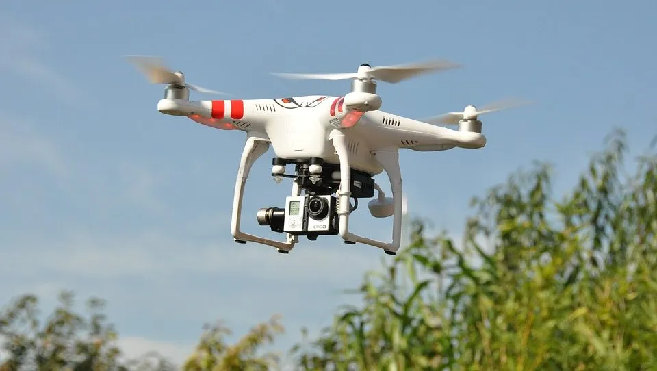 drone pixabay e1465931758747