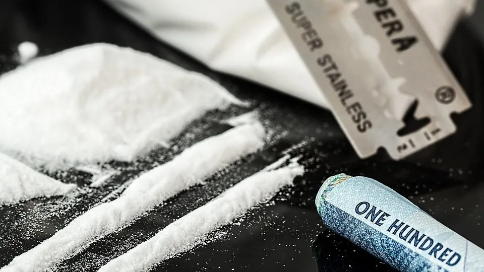 illegal user cocaine addiction drugs narcotic 908533 e1500460676313