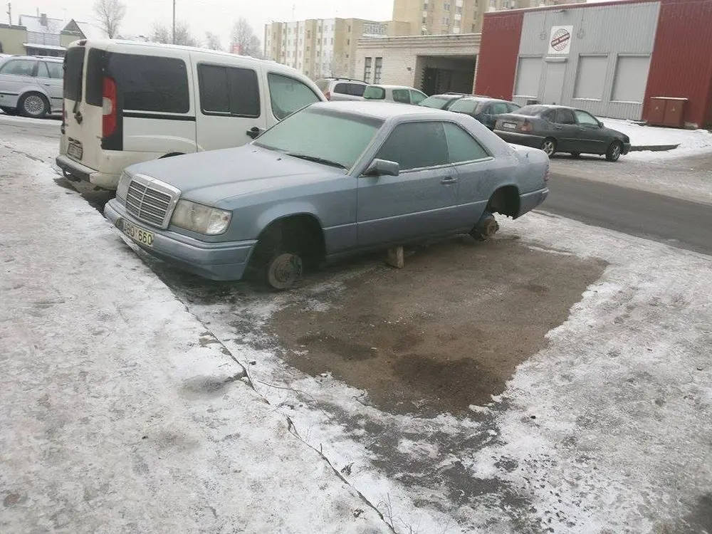 auto 1