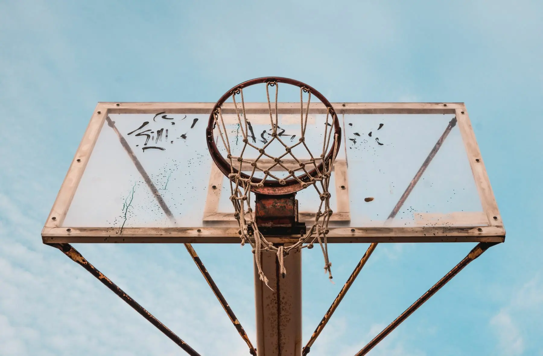 jim kalligas nwm1hmjv9po unsplash