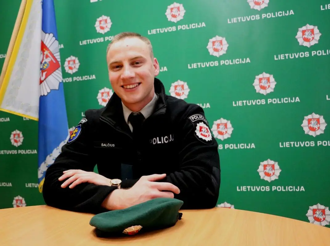 pareigunas m salcius 7