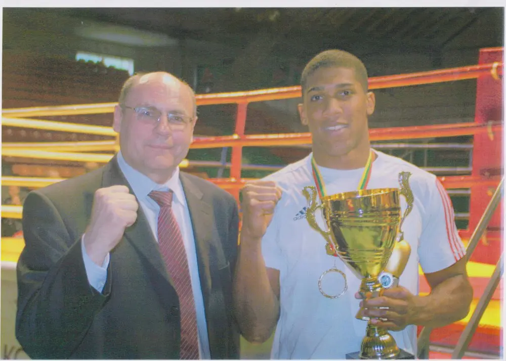 rimantas rutkauskas ir anthony joshua