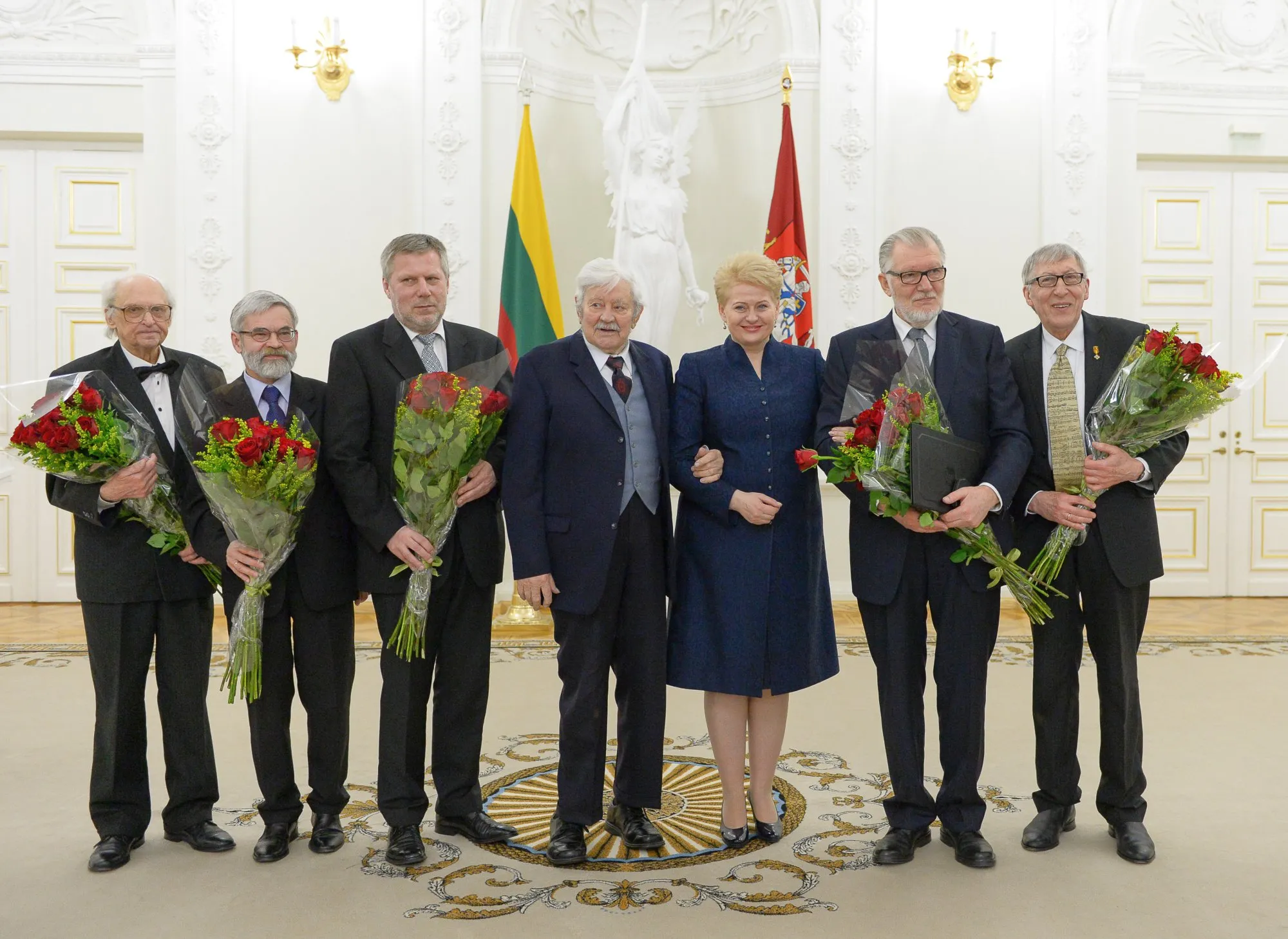 Prezidentė Dalia Grybauskaitė įteikė Nacionalines kultūros ir meno premijas