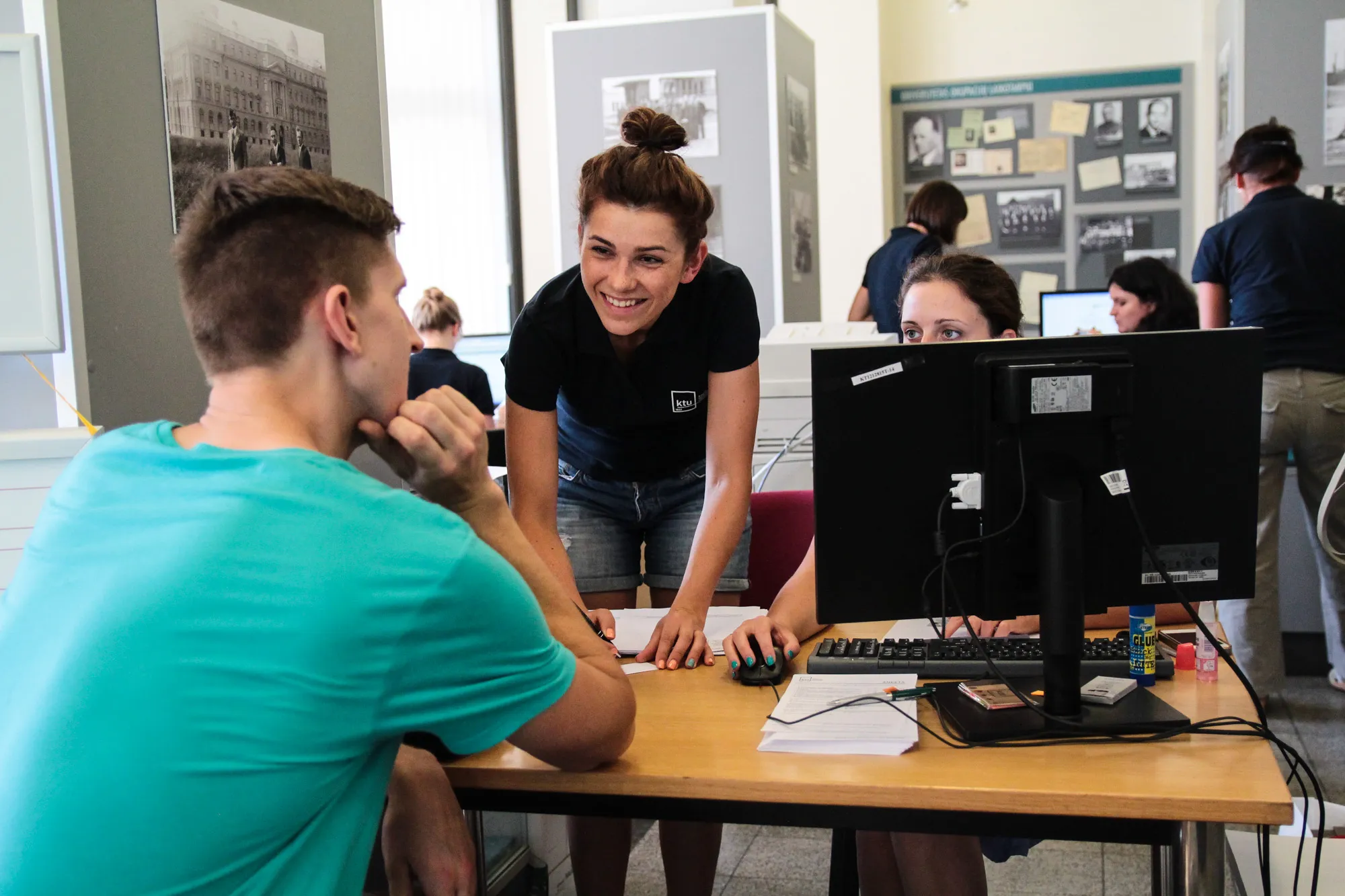 Priėmimas į aukštąsias mokyklas