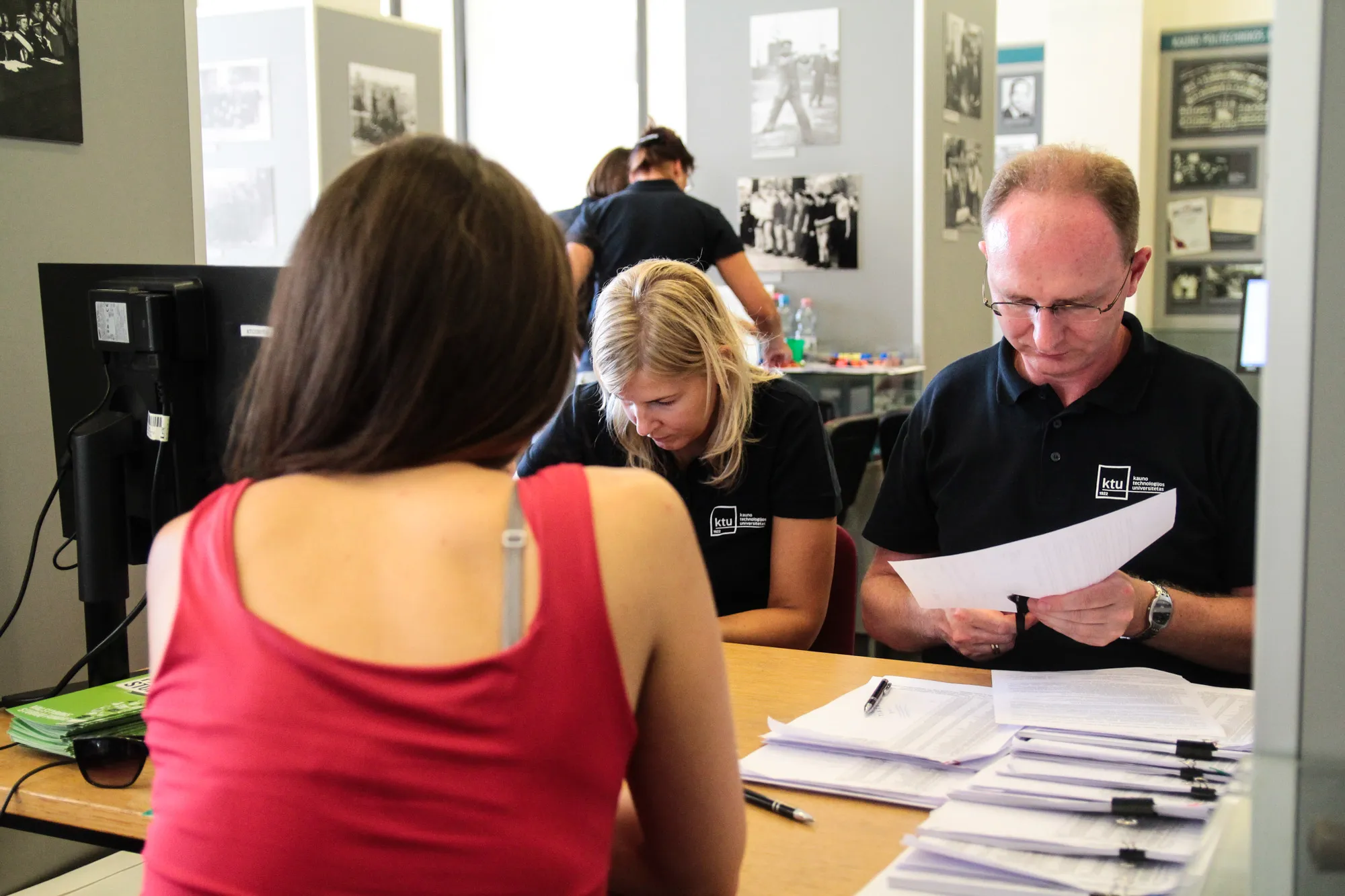 Sutarčių pasirašymas universitetuose