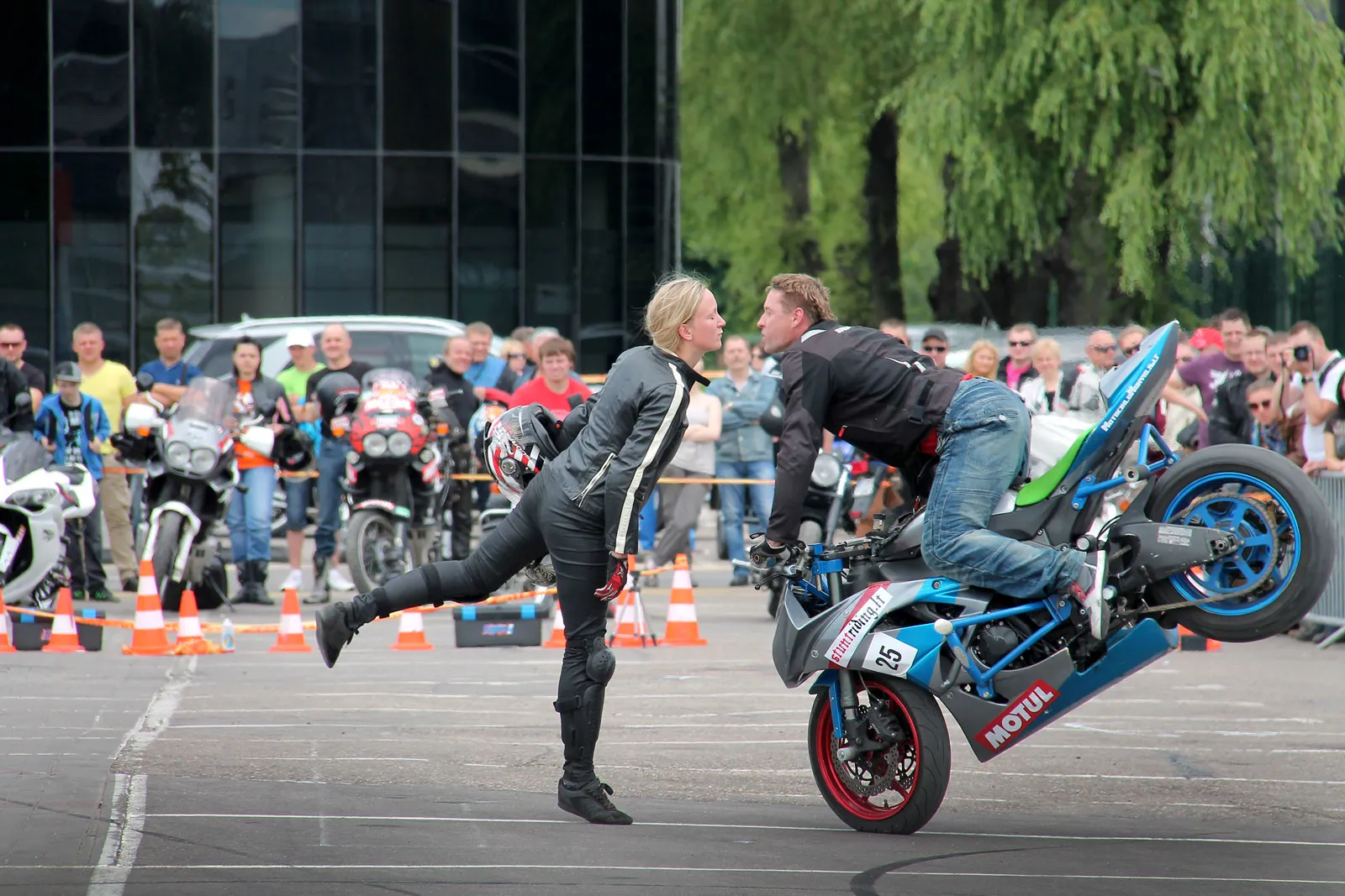 Baikerių naktys 2015 - jau šeštadienį