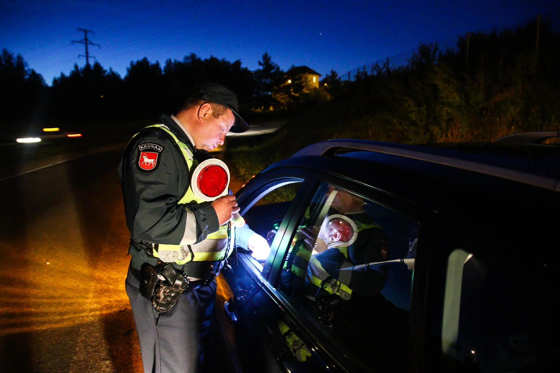 Naktinis policijos reidas