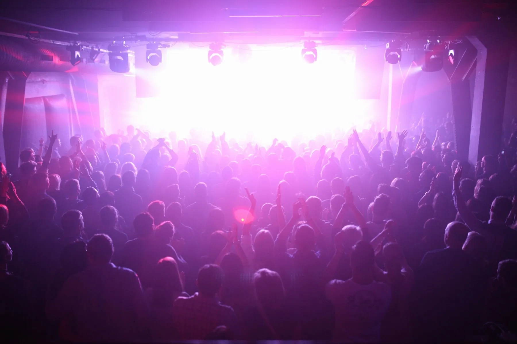 A. Mamantovo koncertas klubas koncertas