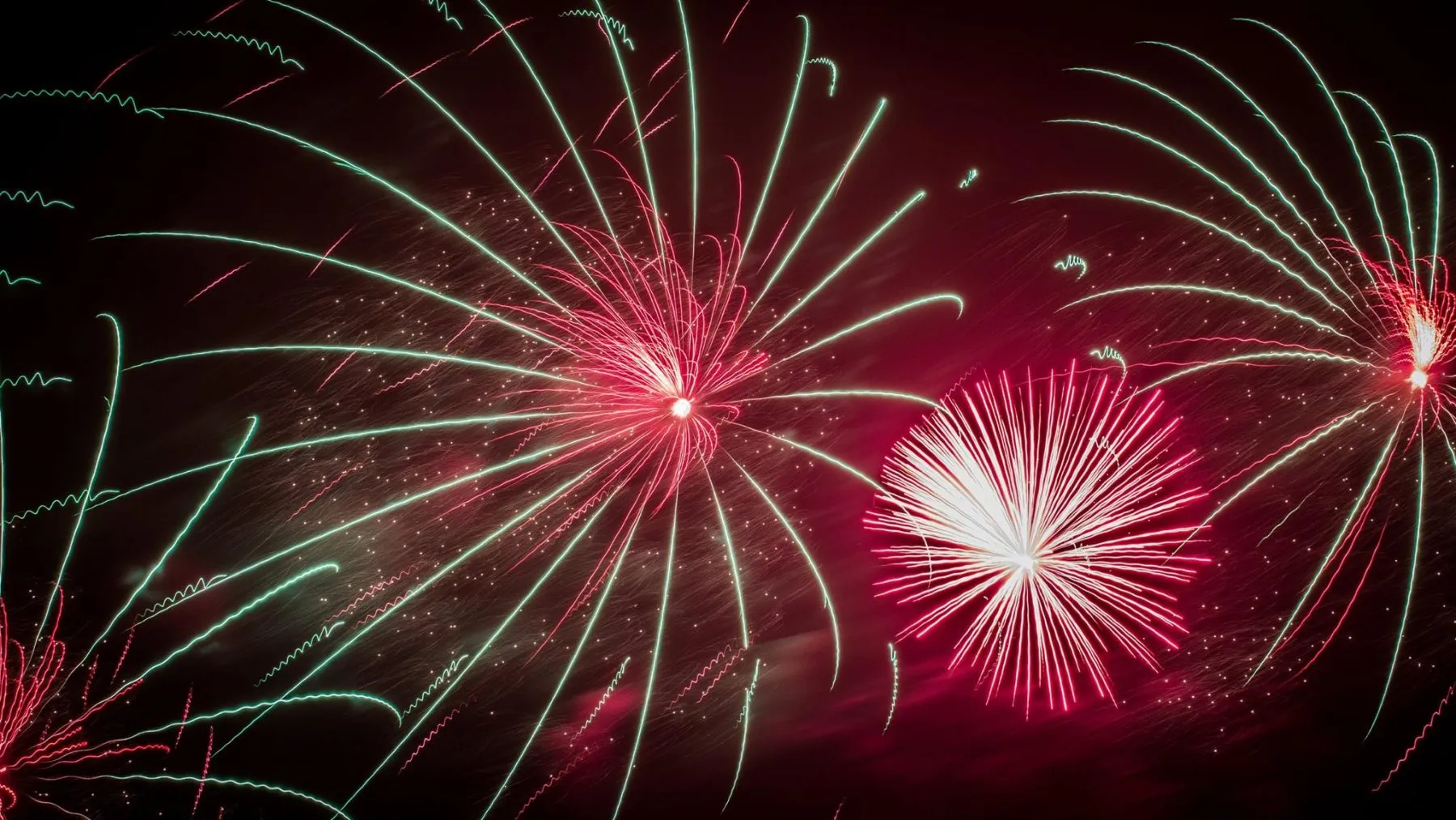 Naujųjų metų sutikimas be fejerverkų: kodėl verta?