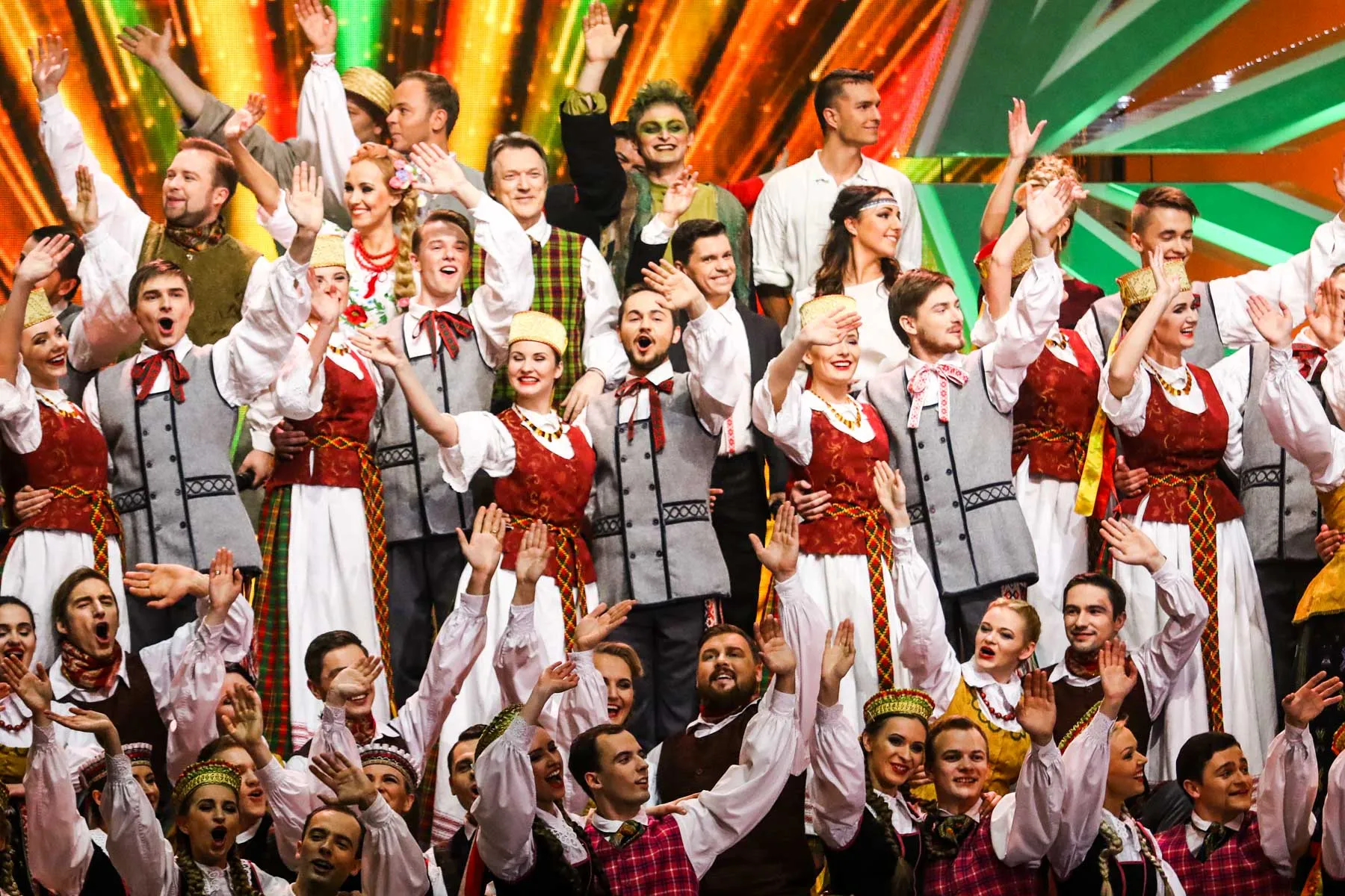 Antroji tautinių šokių konkurso "Kadagys" laida