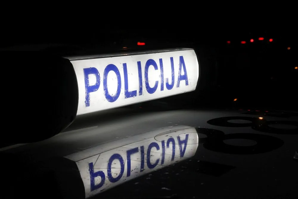 Policija