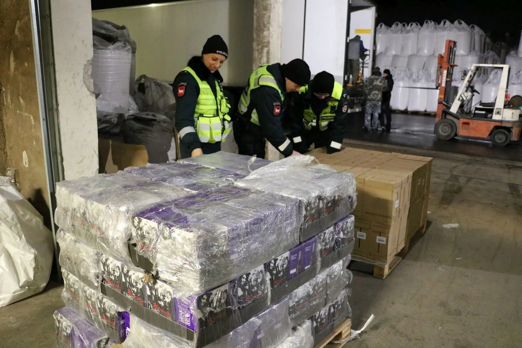 Sulaikytas viklikas su nelegaliu vynu