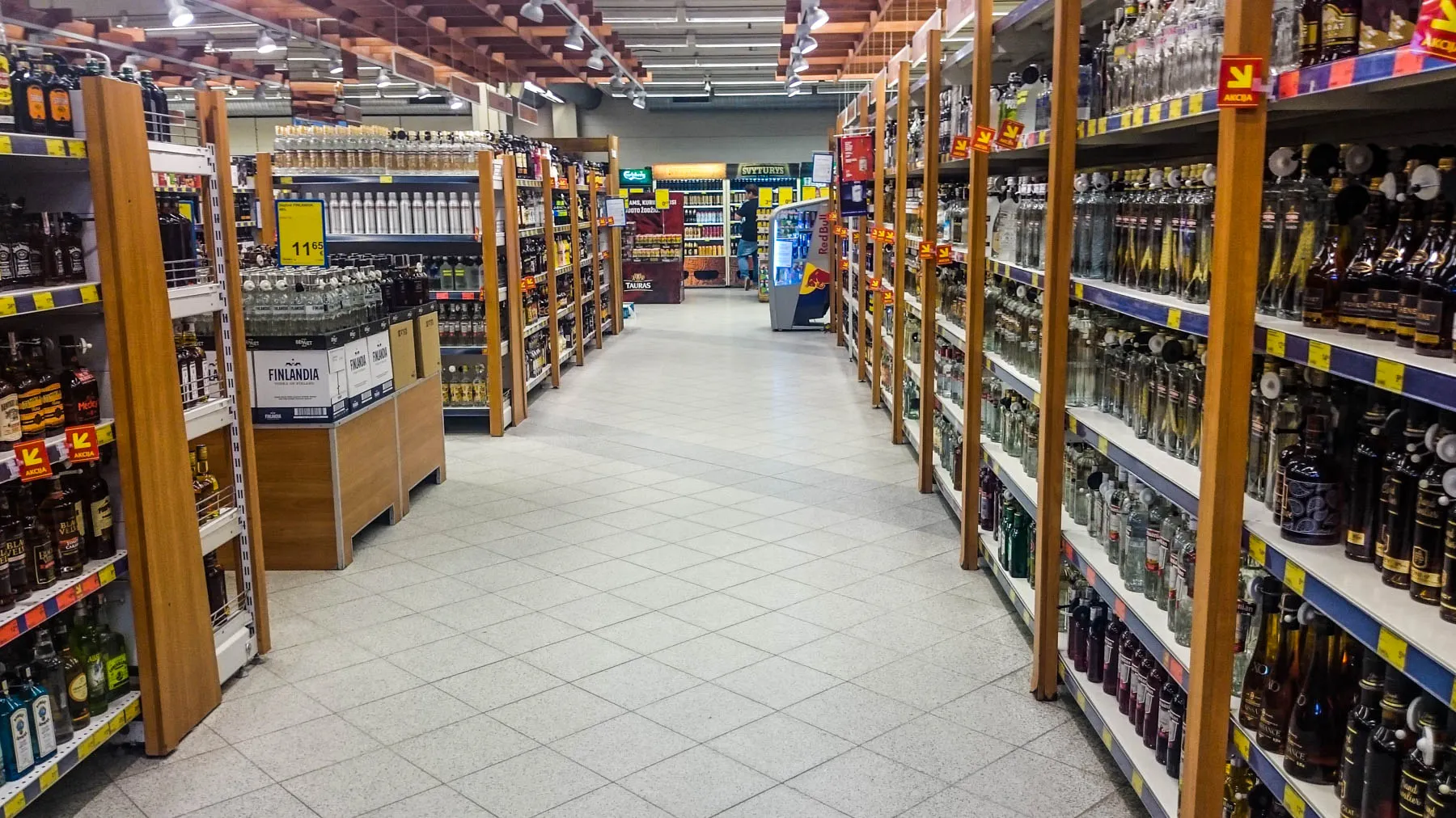 Alkoholiniai gėrimai prekybos centruose