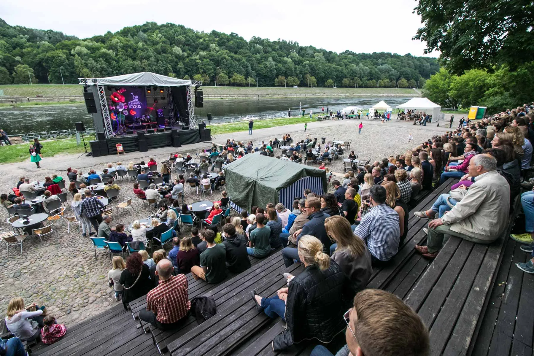 Senamiesčio muzikinis žiogas