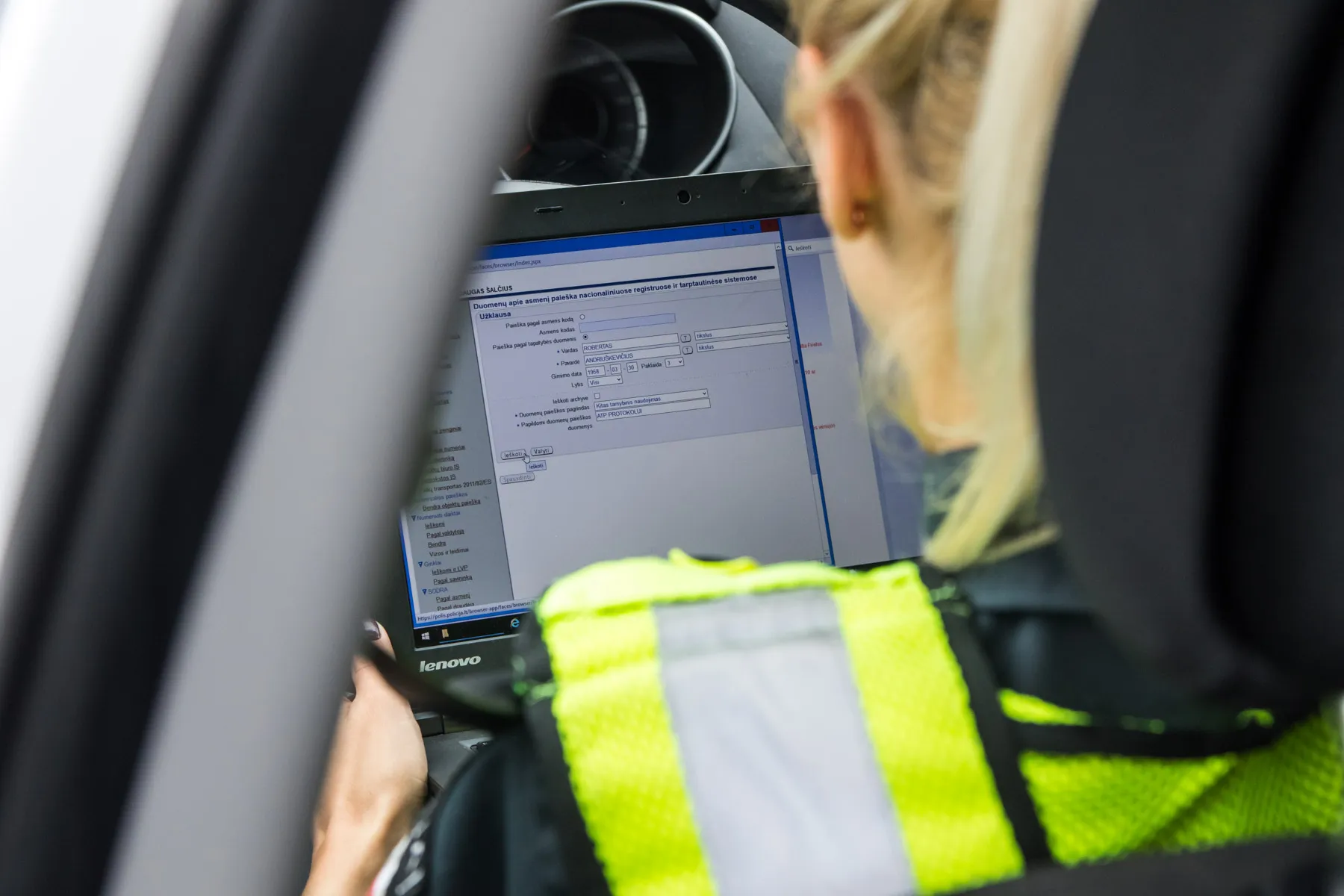 Kauno policininkai patruliuoja Vilijampolėje