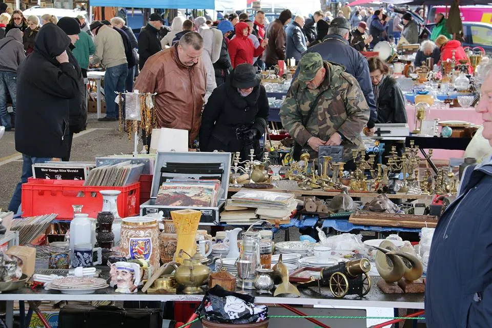 Daiktų senturgis „Laiko ratu“