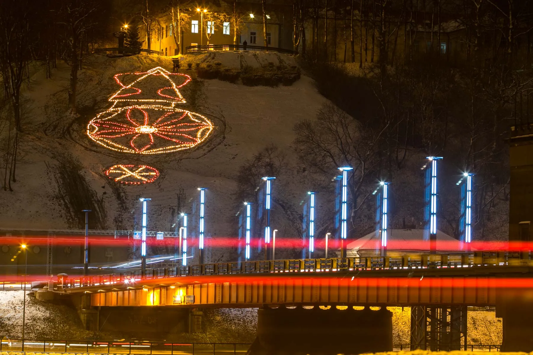 Šviesos paveikslas 2016