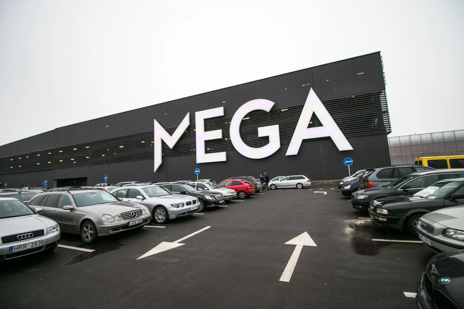 „Mega“