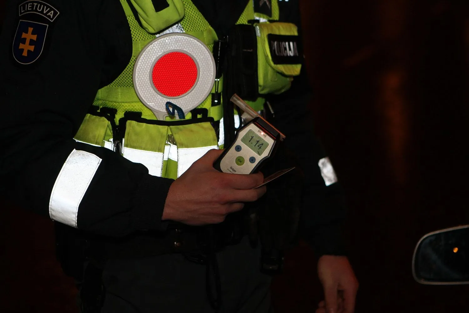 Alkotesteris, policija, reidas