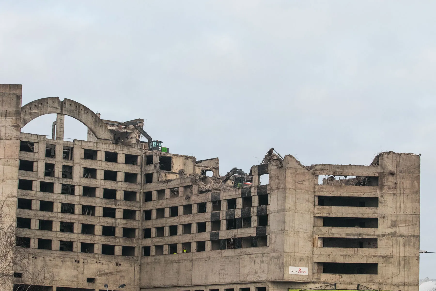 Griaunamas "Respublikos" viešbutis