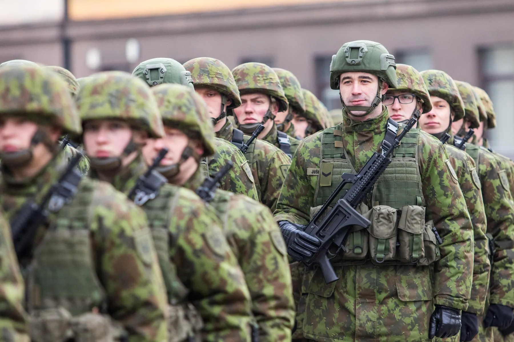 Kareiviai, kariuomenė, šauktiniai