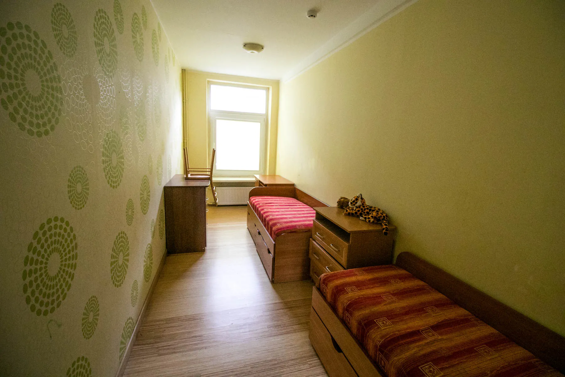 Uždaryti globos namai „Atžalynas“