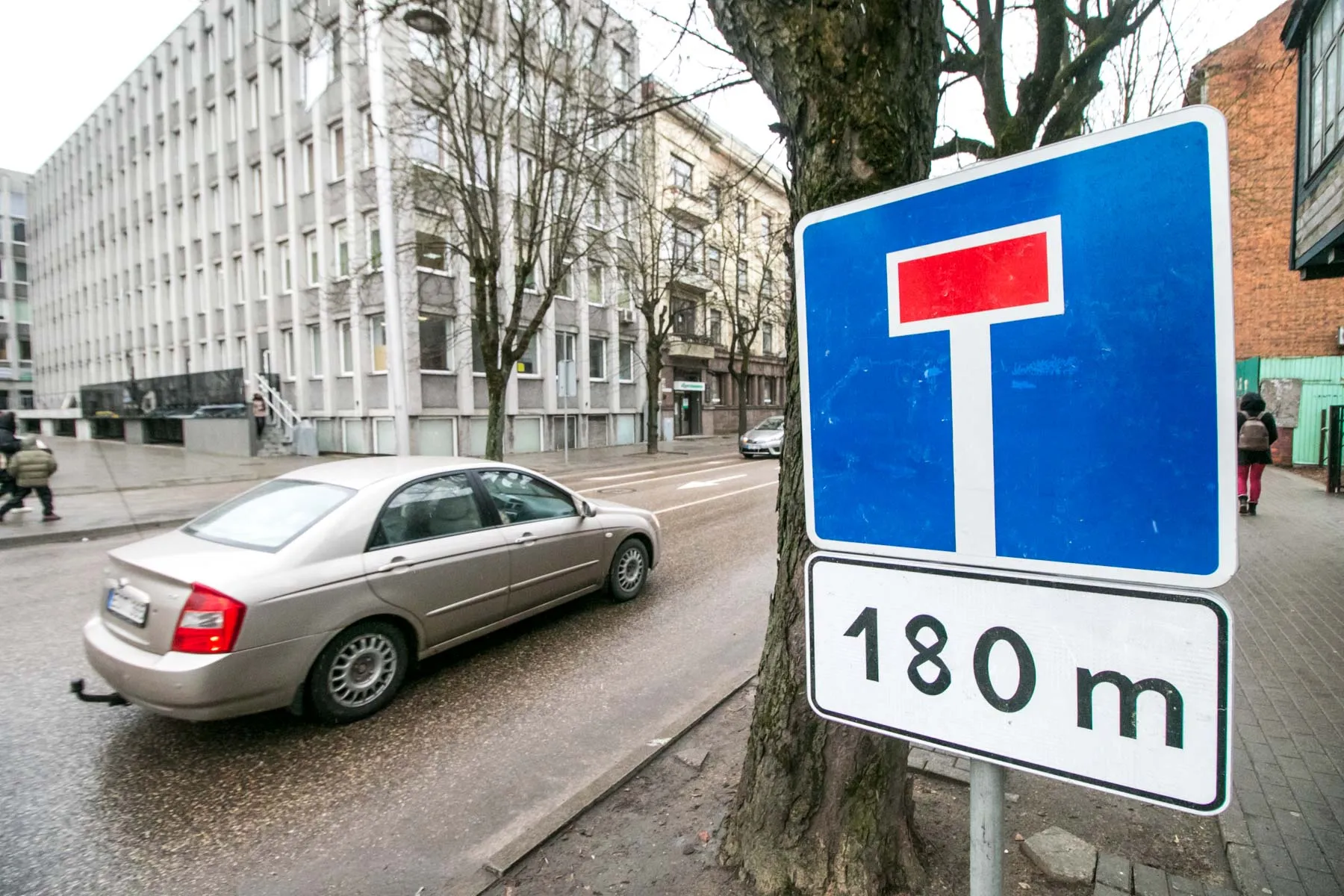 Uždaryta A. Mickevičiaus gatvė