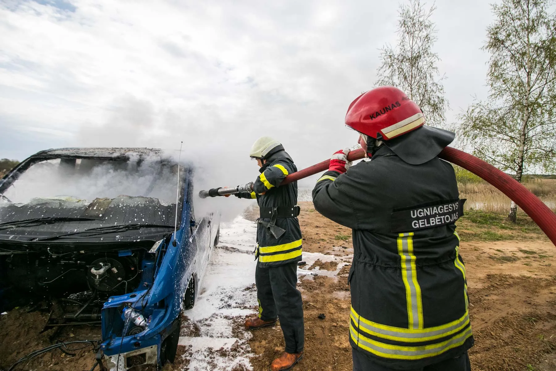 Gaisrininkų pratybos Kauno rajone