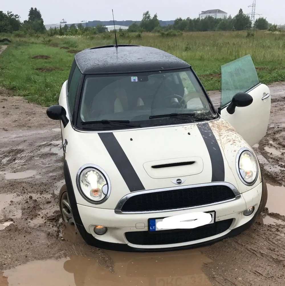 Statybos Kanų gatvėje