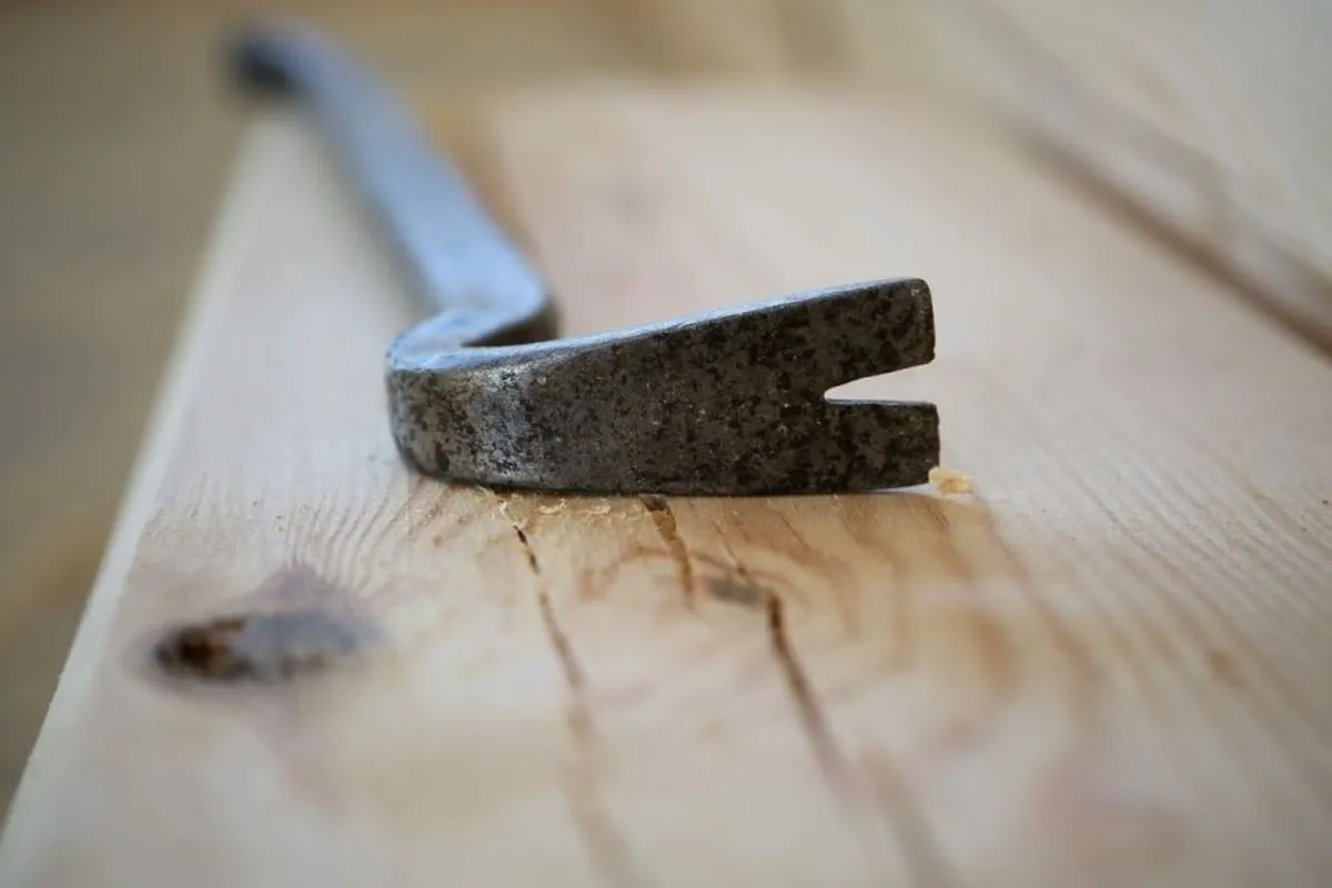 Laužtuvas, vagystė