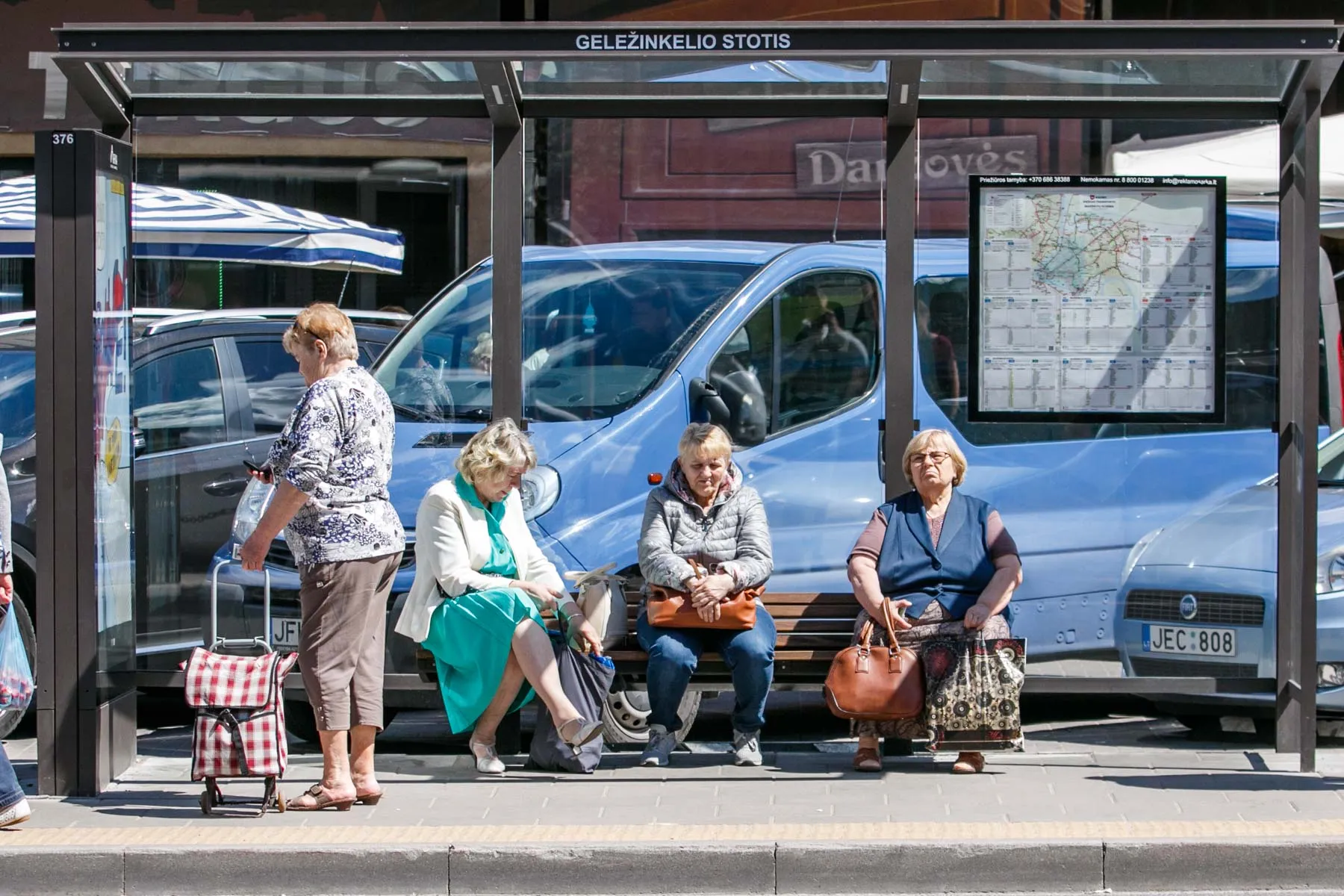 Troleibusas, keleivis, stotelė, autobusas