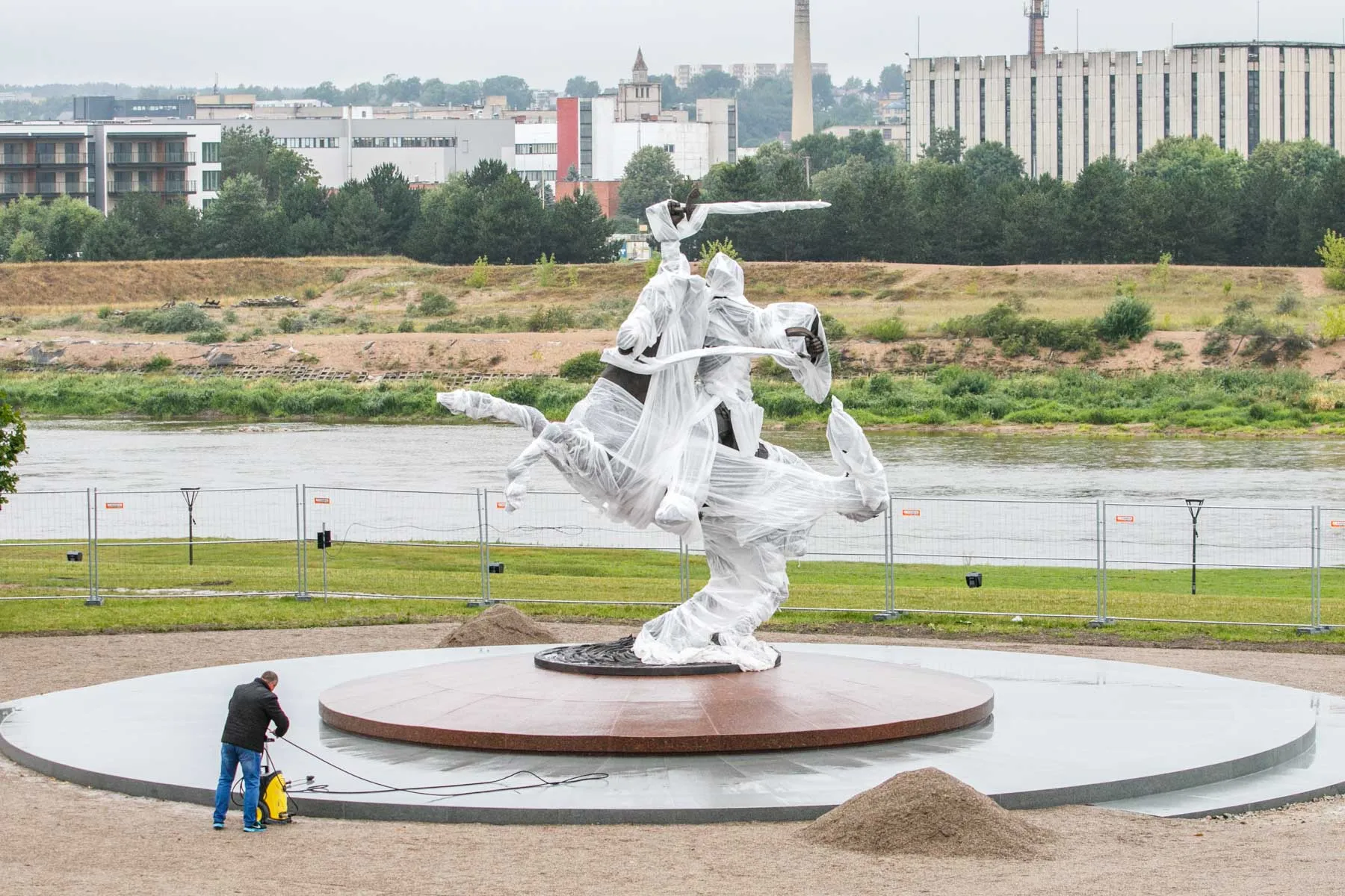 „Laisvės karys“ prie Kauno pilies