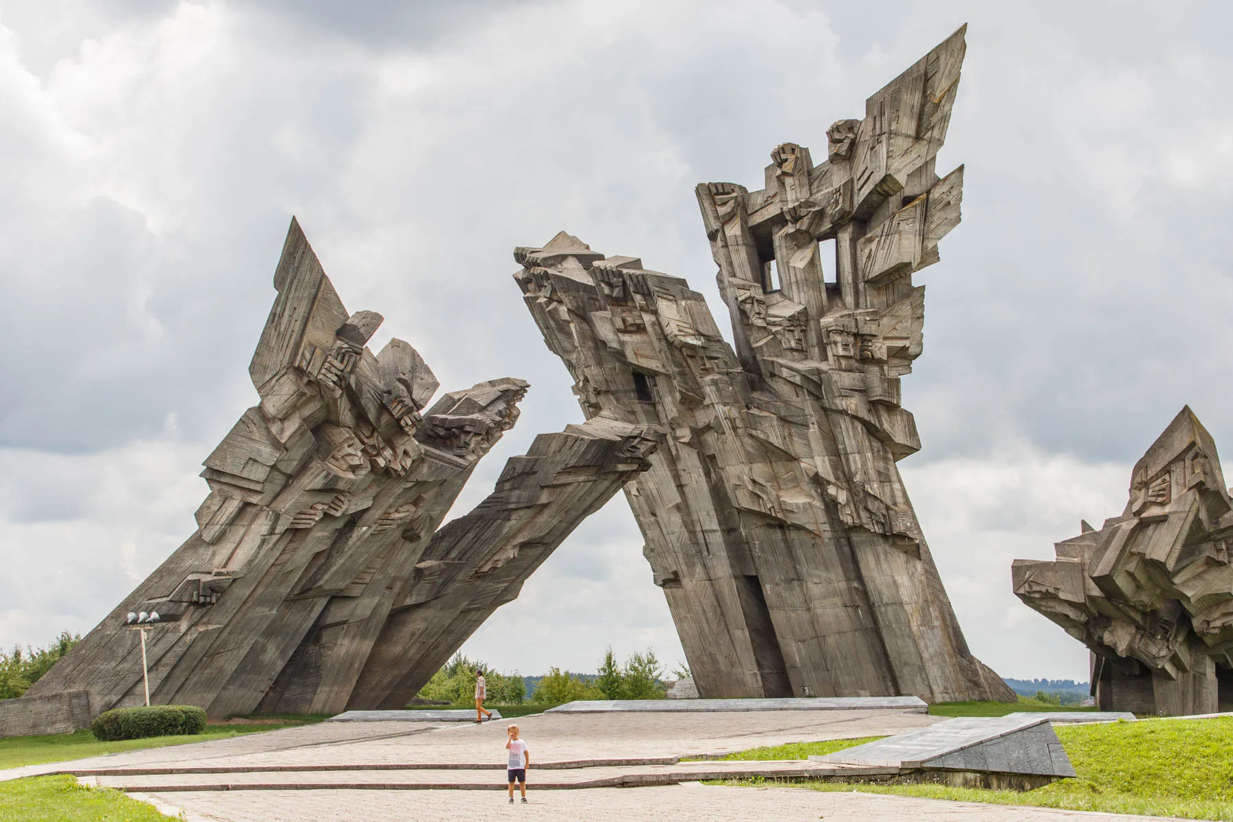 Kauniečiai leidžia laiką IX forte