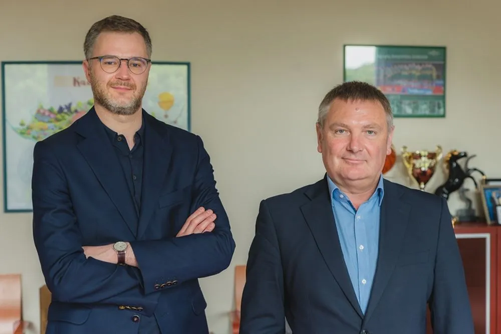 S. Lazauskas ir T. Garasimavičius