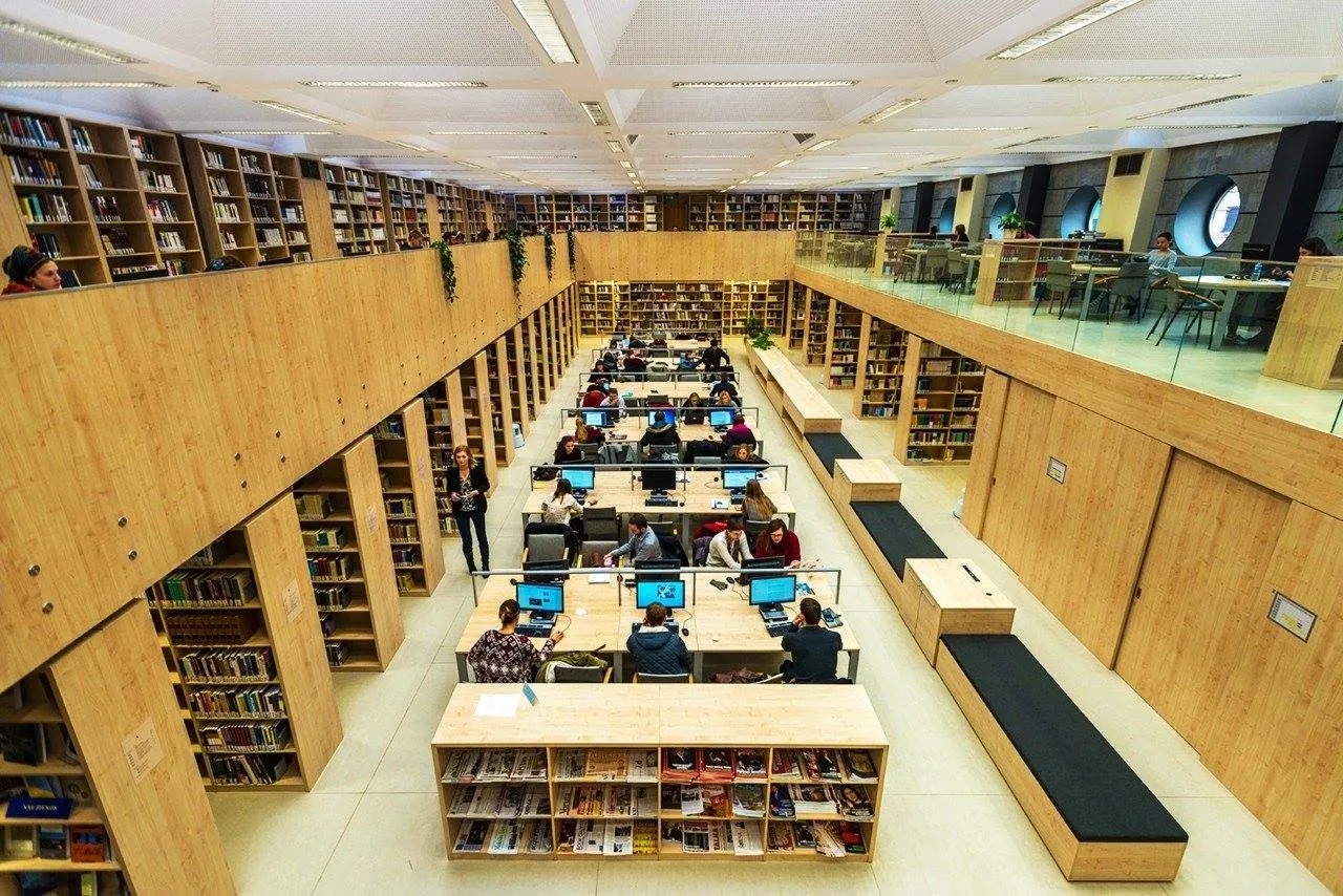 VDU V. Biržiškos biblioteka