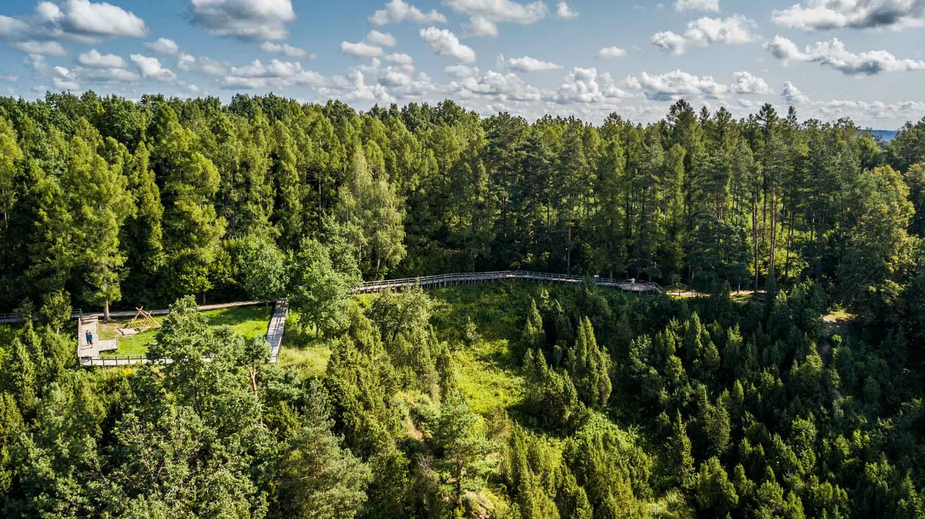 Pasakiško grožio Kadagių slėnis./ R. Tenio nuotr.