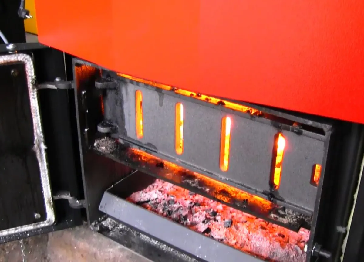 Katilas, malkos, kietas kuras