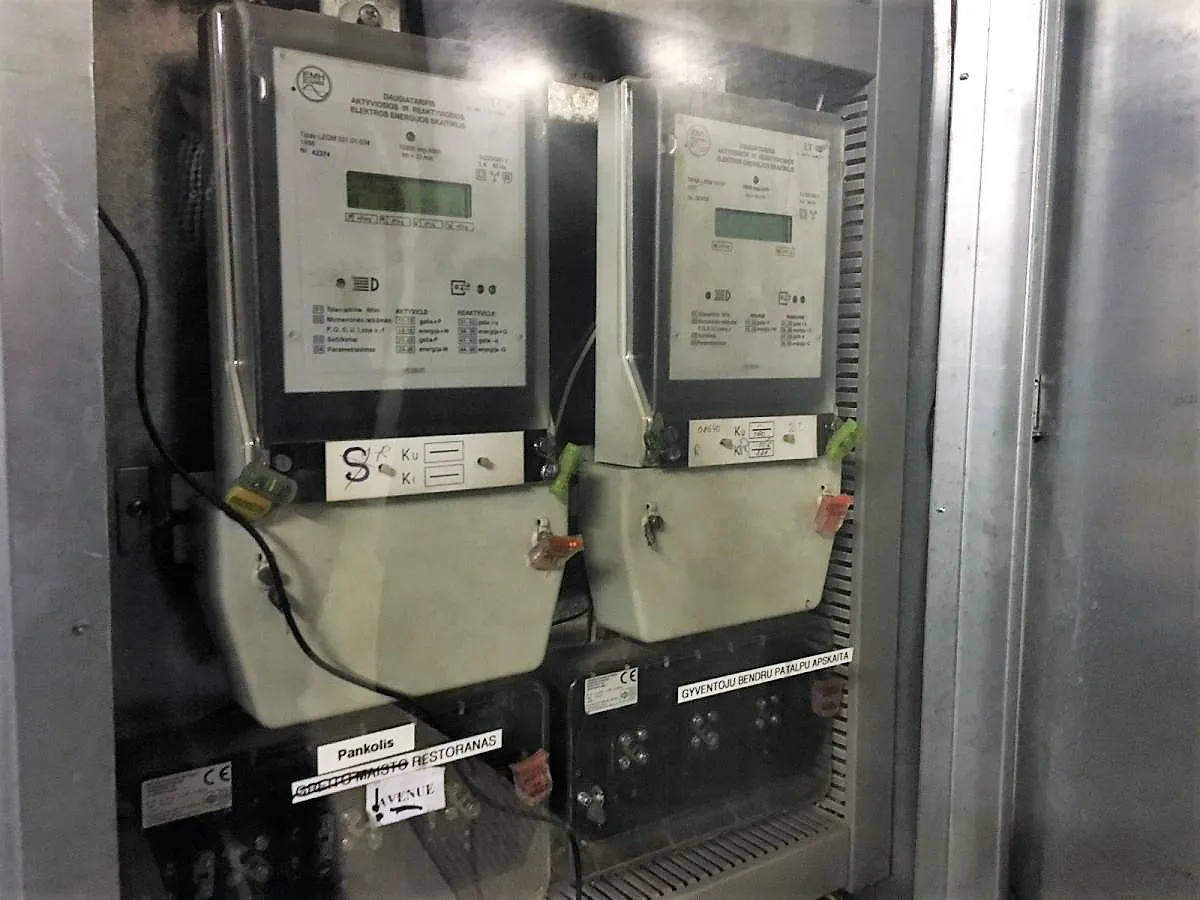 Elektros suvartojimas, elektros saugikliai, skaitikliai