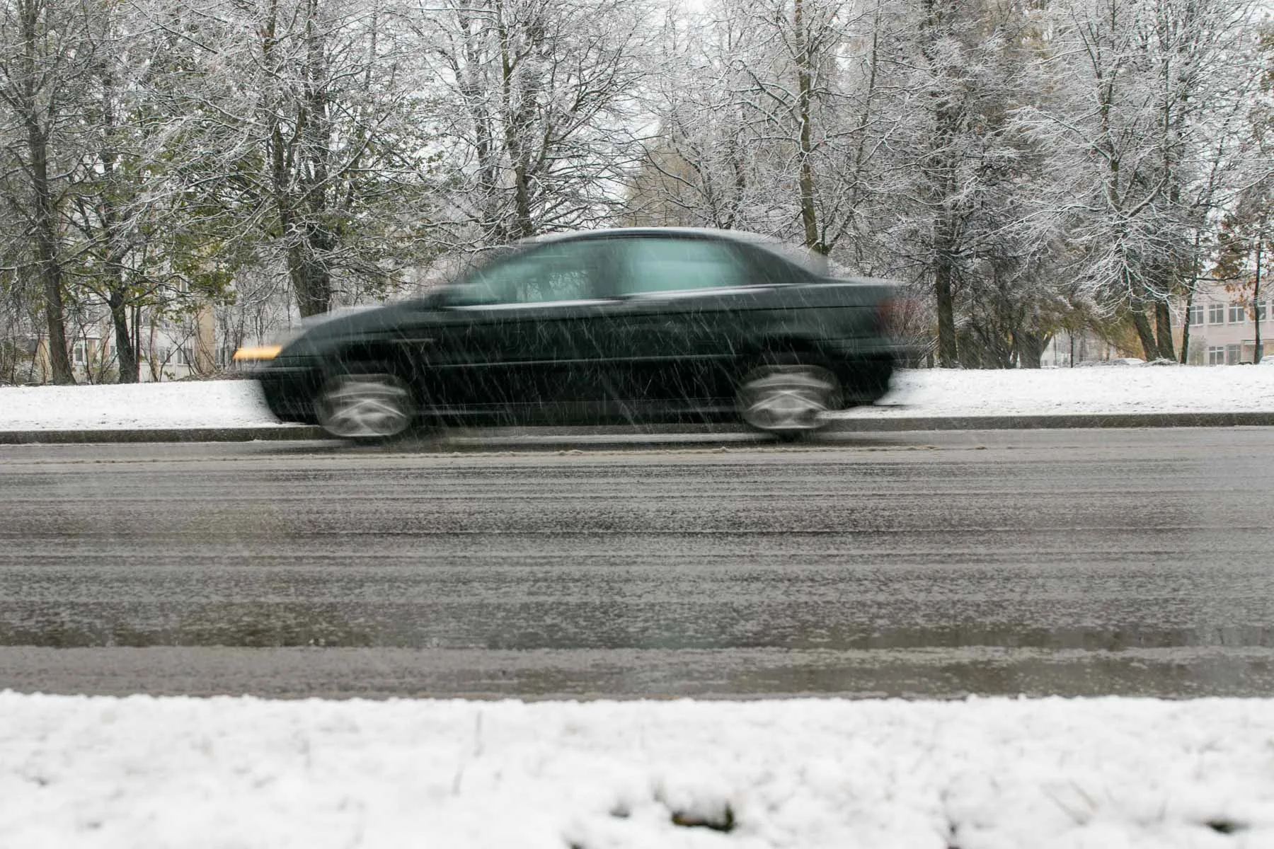 Žiema, sniegas, eismas žiemą, plikledis