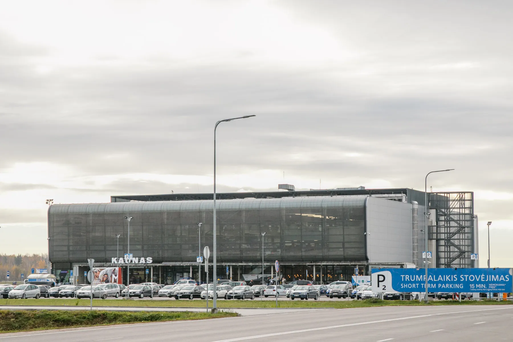 Stovėjimo aikštelės prie oro uosto
