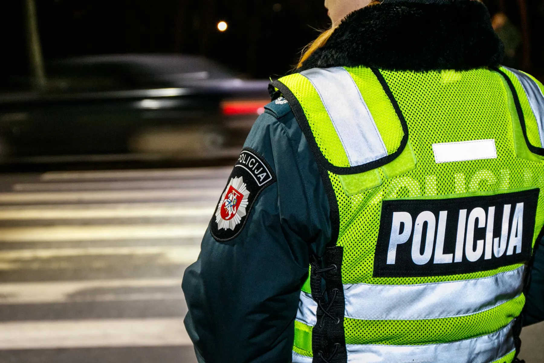 Policijos priemonė prie pėsčiųjų perėjų