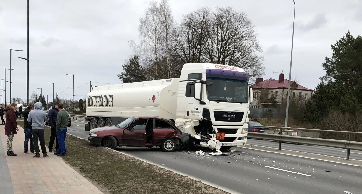 Eismo įvykis Karmėlavoje