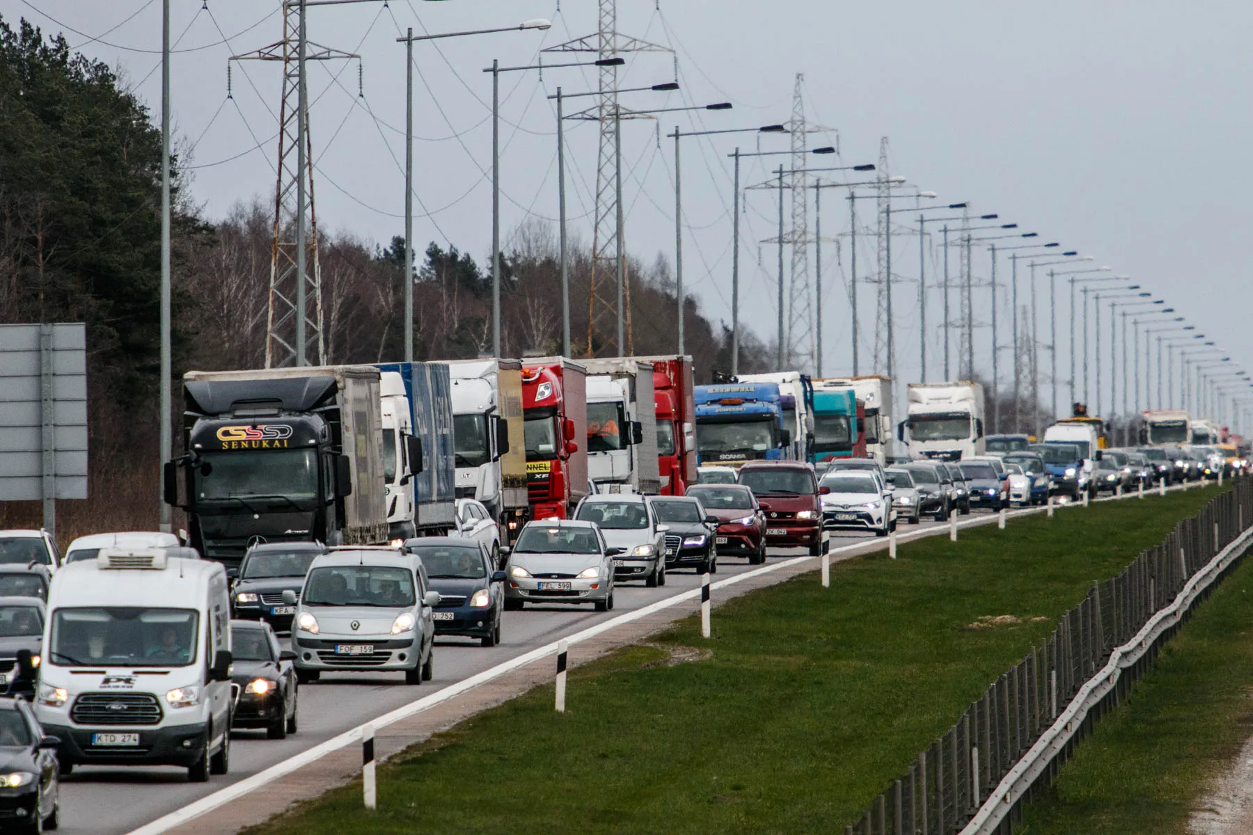 Automobilių spūstis Islandijos plente