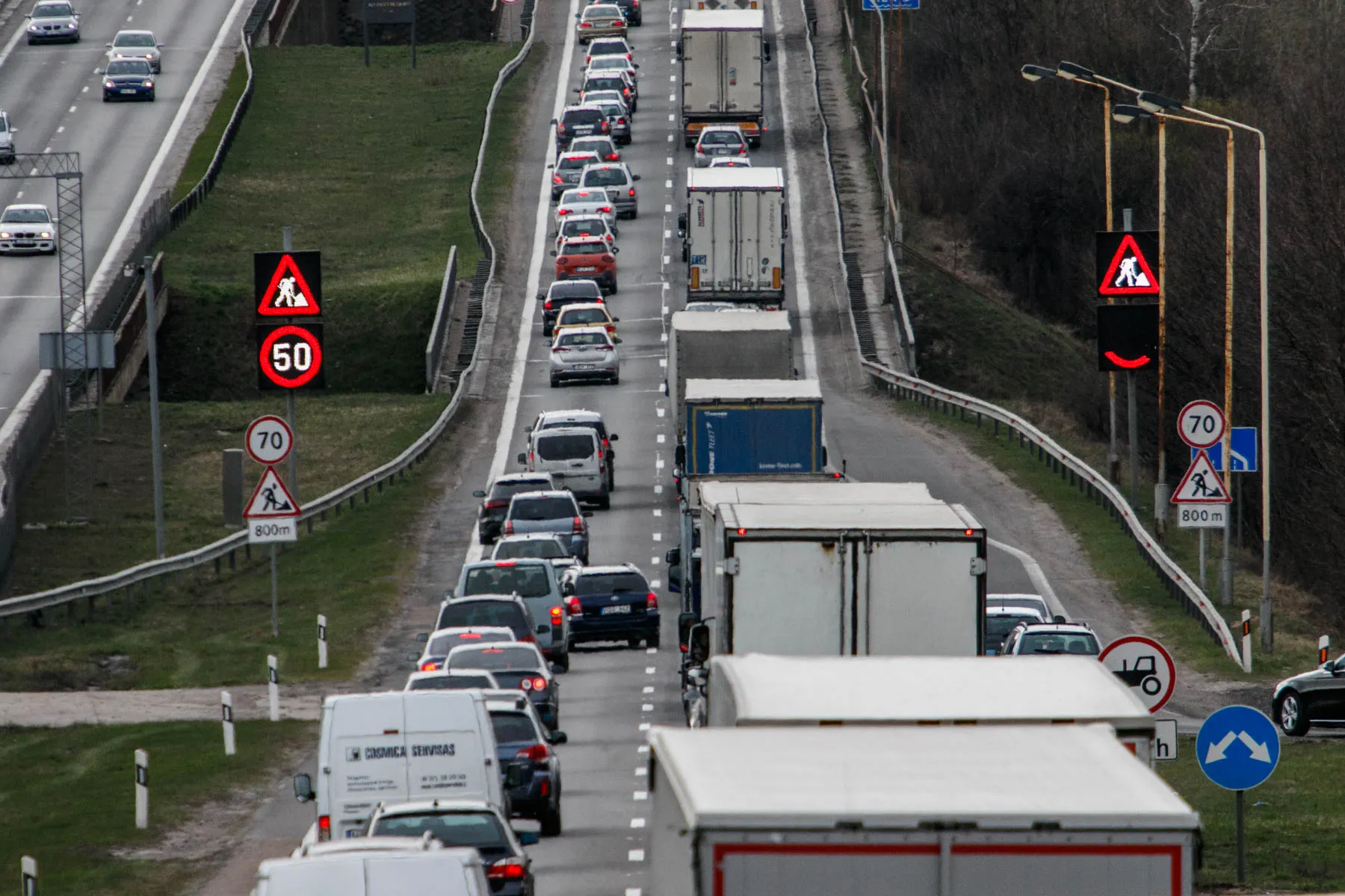 Automobilių spūstis Islandijos plente