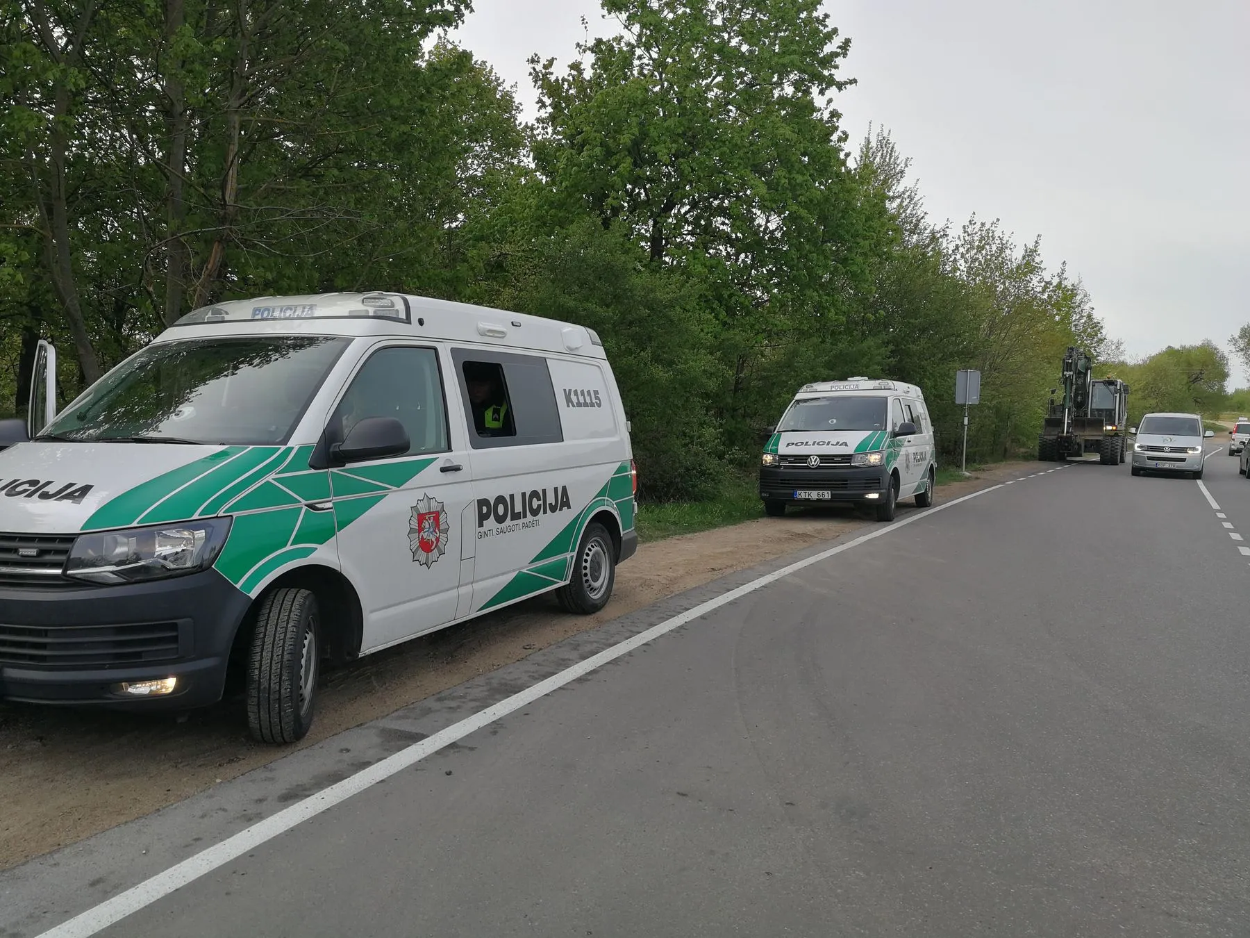 Sučiuptas neblaivus ekskavatorininkas