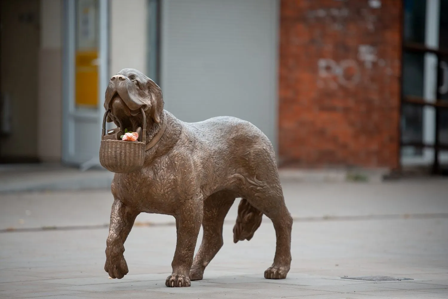 Senbernarės Bitės skulptūra