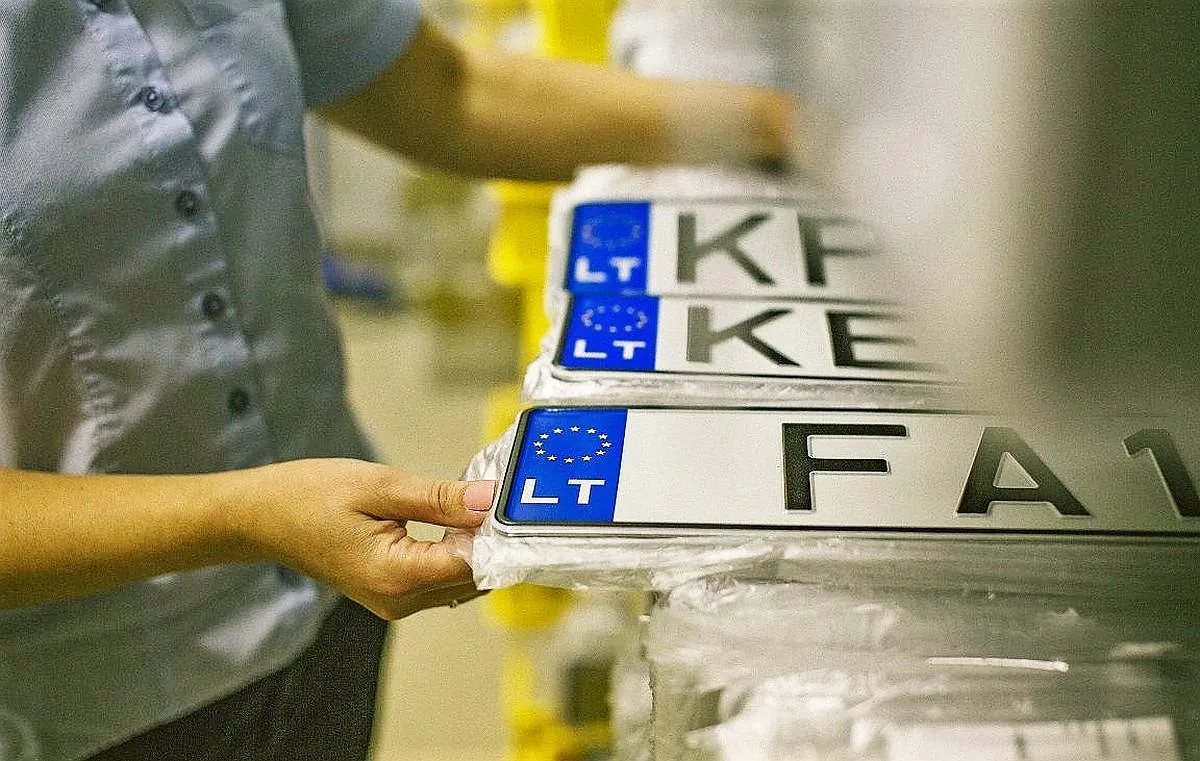 Valstybiniai numeriai, numerio ženklai, „Regitra“