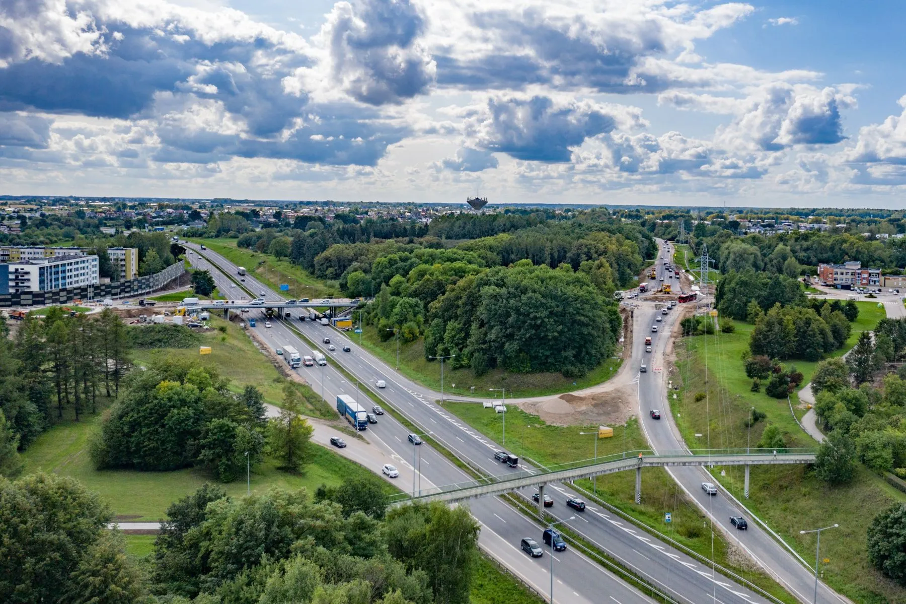 Sankryžų rekonstrukcija Akademijoje