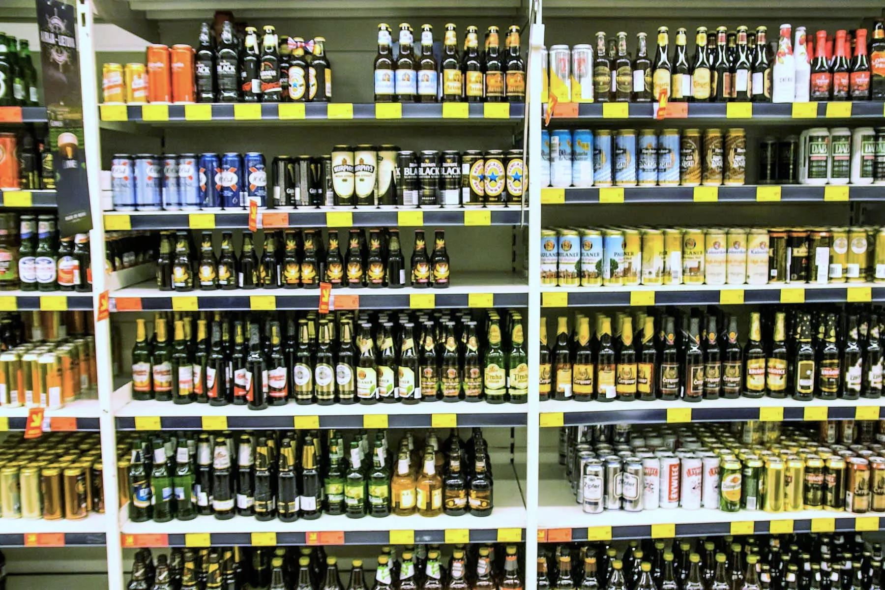 Alkoholio prekyba, alkoholis