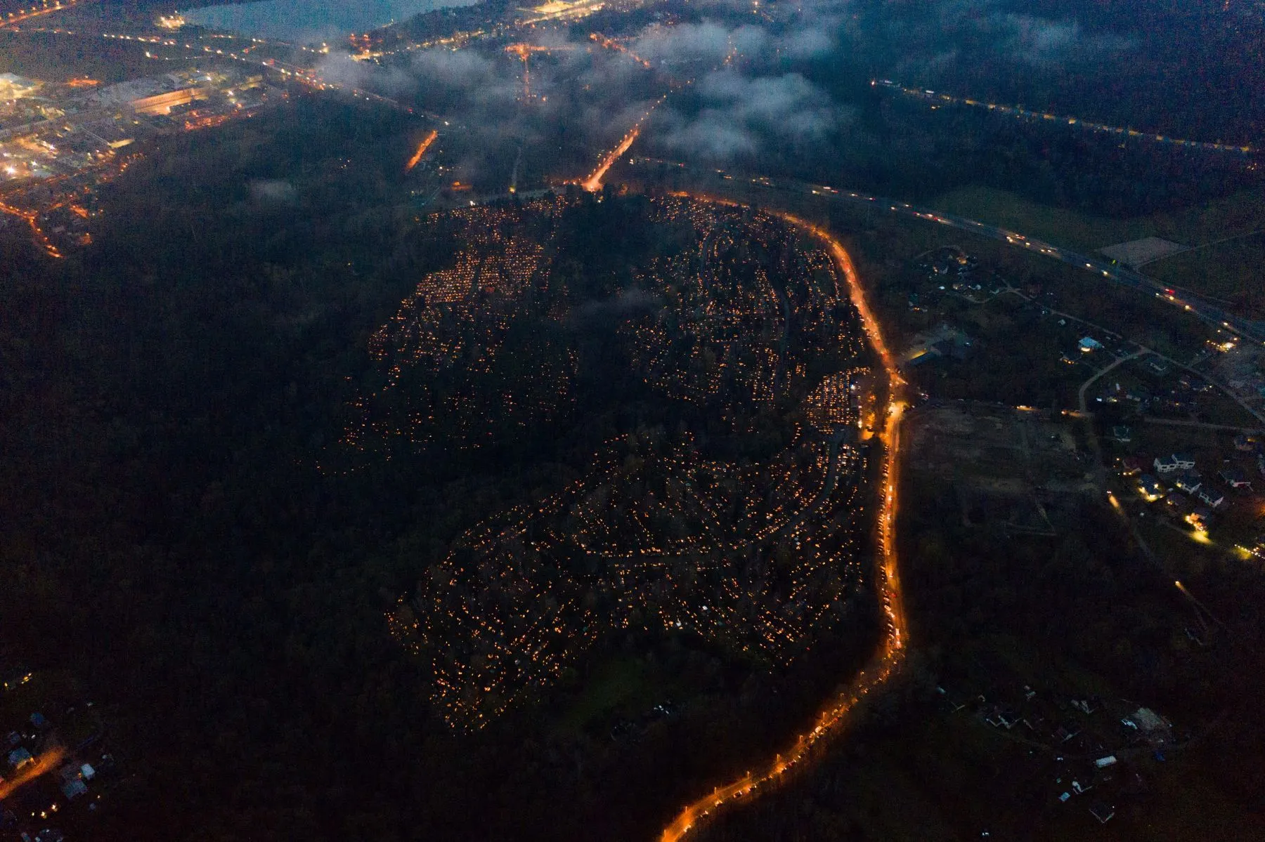 Romainių kapinės iš viršaus